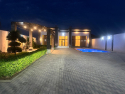 Satılır 5 otaqlı 200 m2 villa Buzovna