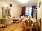 Satılır 3 otaqlı 96 m2 yeni tikili Qara Qarayev m.