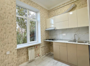 Satılır 2 otaqlı 40 m2 köhnə tikili Bakıxanov