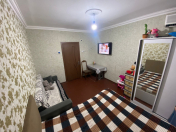 Satılır 2 otaqlı 40 m2 köhnə tikili Azadlıq prospekti m.