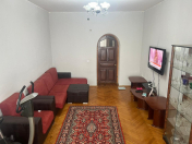 Satılır 2 otaqlı 60 m2 köhnə tikili Nəsimi r.