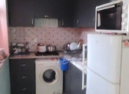 Satılır 3 otaqlı 1 m2 həyət evi Binə