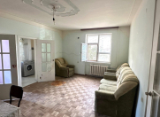 Satılır 3 otaqlı 50 m2 köhnə tikili Badamdar