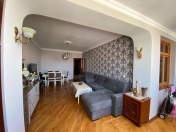 Satılır 2 otaqlı 60 m2 köhnə tikili Gənclik m.