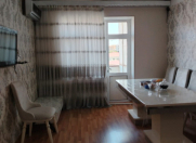 Satılır 3 otaqlı 75 m2 köhnə tikili Neftçilər m.