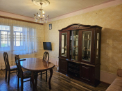 Satılır 4 otaqlı 95 m2 köhnə tikili Həzi Aslanov m.