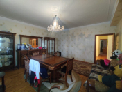 Satılır 3 otaqlı 118 m2 yeni tikili Gənclik m.