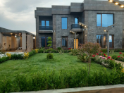 Satılır 4 otaqlı 455 m2 həyət evi Mərdəkan