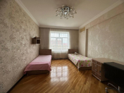 Satılır 3 otaqlı 111 m2 yeni tikili 9 mkr