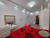 Satılır 2 otaqlı 60 m2 yeni tikili İnşaatçılar m.