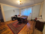 Satılır 4 otaqlı 93 m2 köhnə tikili Bakıxanov