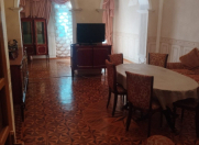 İcarəyə verilir 2 otaqlı 62 m2 köhnə tikili Nəriman Nərimanov m.