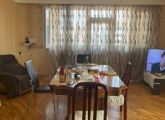 Satılır 3 otaqlı 90 m2 köhnə tikili Nəsimi r.