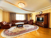 Satılır 3 otaqlı 145 m2 yeni tikili Ağ şəhər