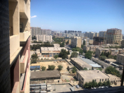 Satılır 2 otaqlı 80 m2 yeni tikili İnşaatçılar m.