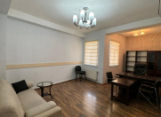 İcarəyə verilir 4 otaqlı 100 m2 ofis Nəriman Nərimanov m.