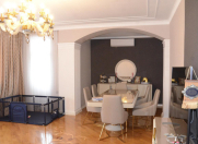 Satılır 3 otaqlı 132 m2 yeni tikili Azadlıq prospekti m.