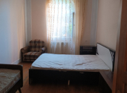 İcarəyə verilir 3 otaqlı 120 m2 həyət evi Heydər Məscidi