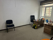 İcarəyə verilir 5 otaqlı 220 m2 yeni tikili Elmlər Akademiyası m.