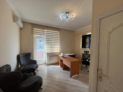 İcarəyə verilir 2 otaqlı 120 m2 obyekt Şah İsmayıl Xətai m.