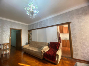 Satılır 2 otaqlı 55 m2 köhnə tikili 4 mkr