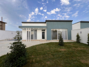 Satılır 4 otaqlı 150 m2 həyət evi Şüvəlan