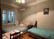 Satılır 3 otaqlı 95 m2 köhnə tikili Gənclik m.