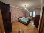 Satılır 4 otaqlı 110 m2 köhnə tikili 8 mkr