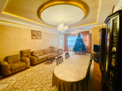 Satılır 3 otaqlı 140 m2 yeni tikili 8 mkr