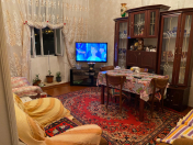 Satılır 3 otaqlı 60 m2 köhnə tikili Nizami m.