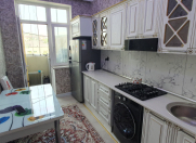 Satılır 2 otaqlı 65 m2 yeni tikili İnşaatçılar m.