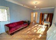 Satılır 4 otaqlı 117 m2 köhnə tikili Həzi Aslanov