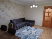 Satılır 2 otaqlı 50 m2 köhnə tikili Gənclik m.