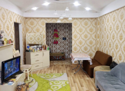 Satılır 4 otaqlı 90 m2 köhnə tikili İnşaatçılar m.