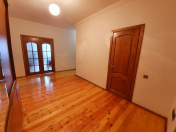 Satılır 3 otaqlı 130 m2 yeni tikili 1 mkr