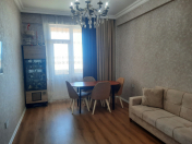 Satılır 3 otaqlı 86 m2 yeni tikili Saray