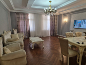 Satılır 4 otaqlı 180 m2 yeni tikili 20 yanvar m.