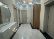 Satılır 3 otaqlı 100 m2 yeni tikili 28 May m.