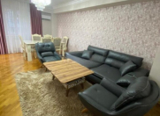 Satılır 4 otaqlı 110 m2 köhnə tikili Gənclik m.