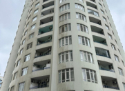 İcarəyə verilir 4 otaqlı 230 m2 yeni tikili 28 May m.