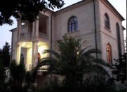 Satılır 12 otaqlı 870 m2 villa AMAY