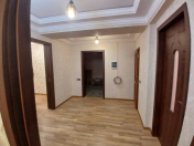 Satılır 3 otaqlı 100 m2 yeni tikili Xırdalan