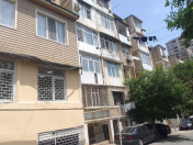 Satılır 4 otaqlı 100 m2 köhnə tikili İnşaatçılar m.
