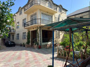 Satılır 8 otaqlı 510 m2 həyət evi Binəqədi r.