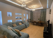 Satılır 4 otaqlı 135 m2 yeni tikili Elmlər Akademiyası m.