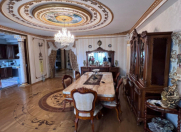 Satılır 3 otaqlı 170 m2 yeni tikili 28 May m.