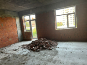 Satılır 1 otaqlı 54 m2 yeni tikili 28 May m.