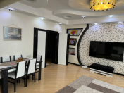 Satılır 3 otaqlı 136 m2 yeni tikili Şah İsmayıl Xətai m.