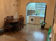 Satılır 2 otaqlı 50 m2 köhnə tikili Azadlıq prospekti m.