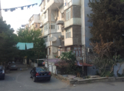 Satılır 2 otaqlı 32 m2 köhnə tikili İnşaatçılar m.